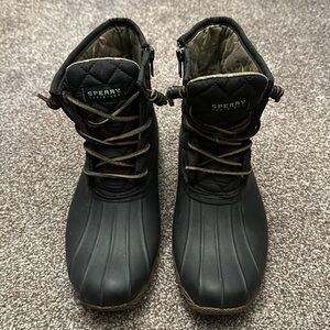 Black Sperry Women’s Saltwater Core Boats